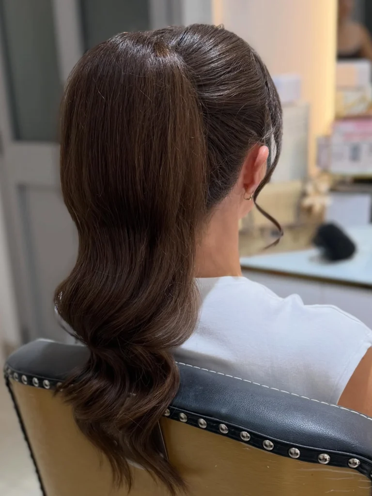 23 Elegant Ponytail Hairstyles for Women Over 40