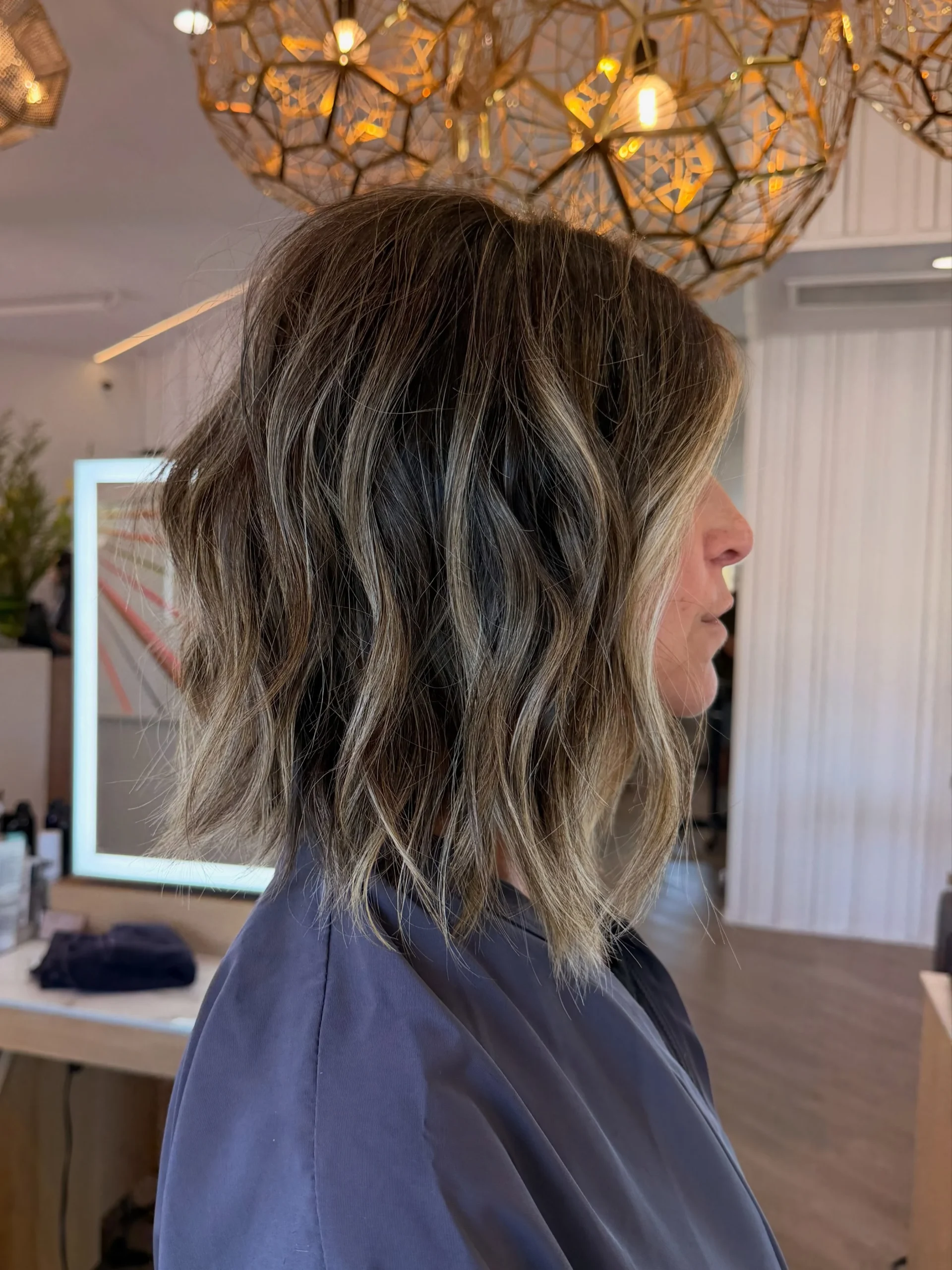 Textured Lob Cut